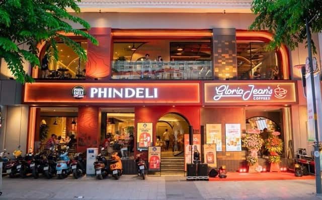 Cafe Phindeli 2