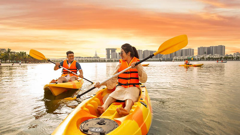 Thung Lũng Biển Hồ Crystal Lagoons Novaworld Mũi né